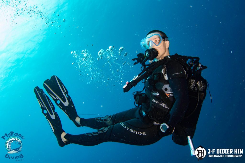 From Diver to Leader: The Journey Through Divemaster Training